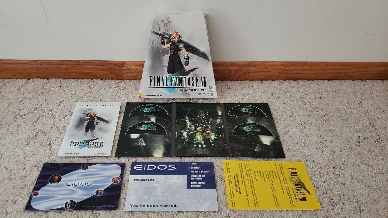 
                    Американское издание PC-версии Final Fantasy VII во всей красе  фото с Ebay                